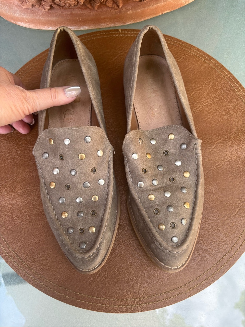 Mi. IM studded Suede Loafers EUC